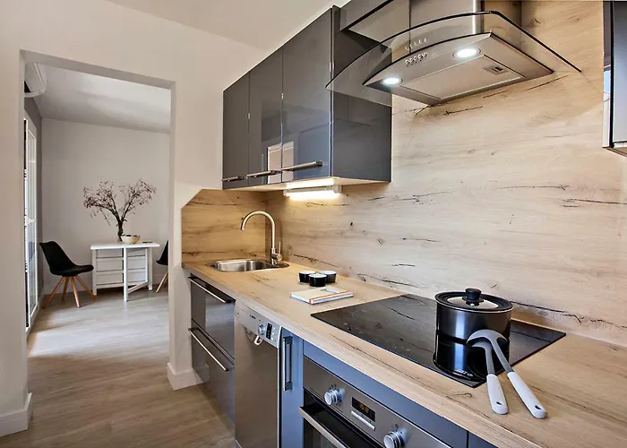 Special Proche Centre Parking דירה *