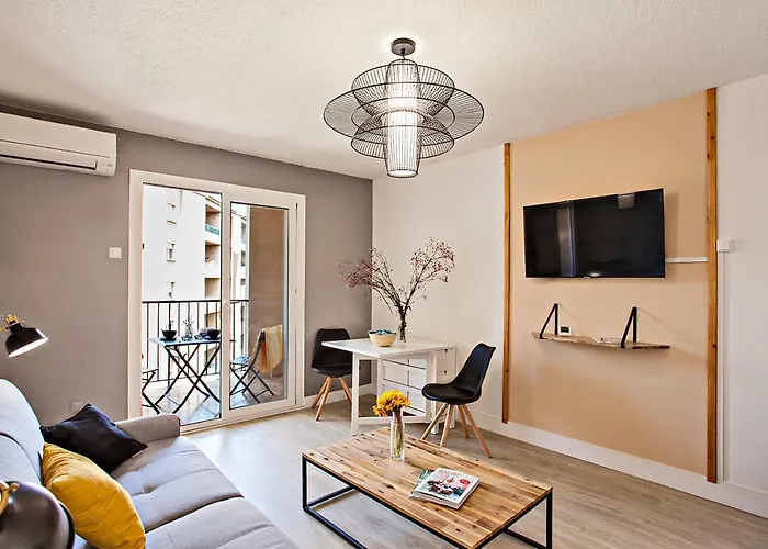 Apartment Special Proche Centre Parking
