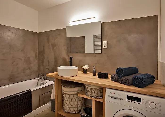 Apartment Special Proche Centre Parking